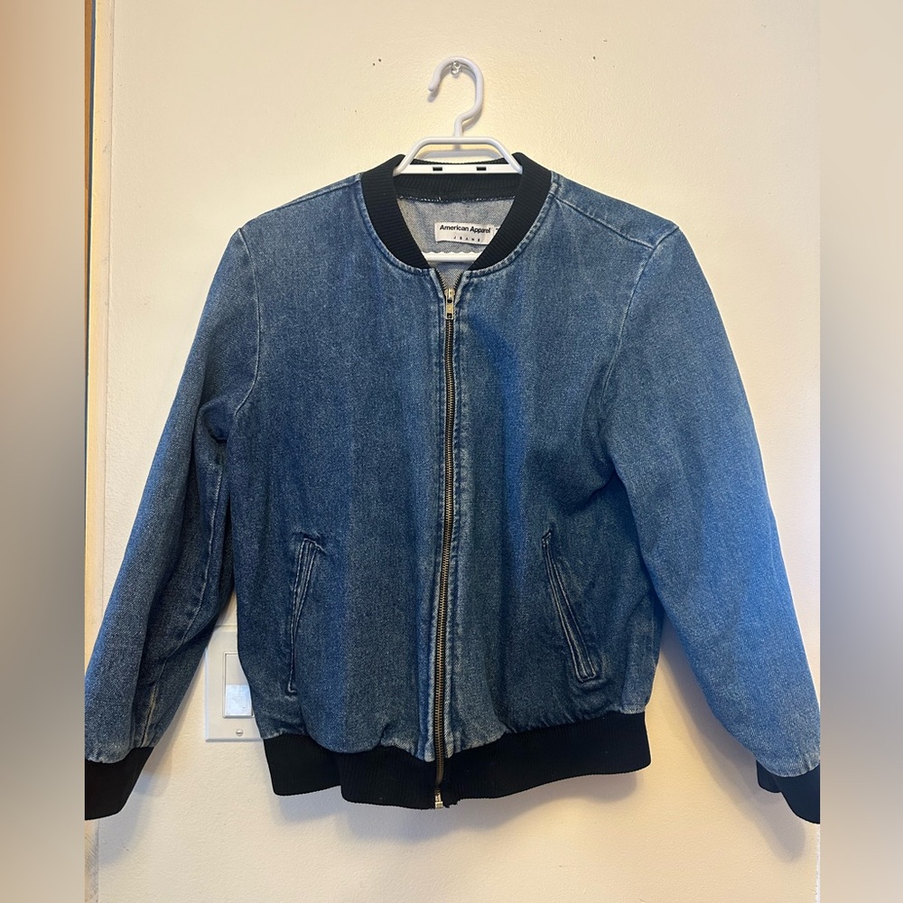 American Apparel bomber jacket zip